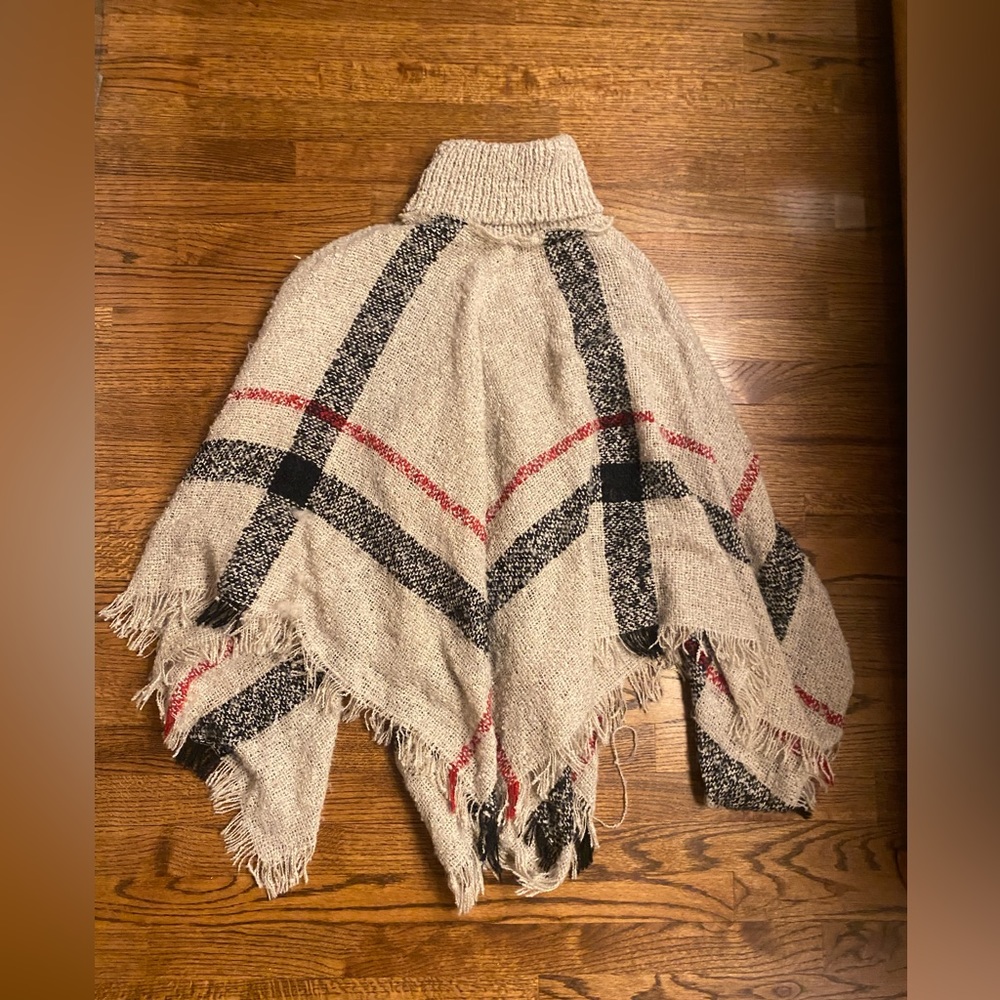 Plaid poncho ONE SIZE from the buckle